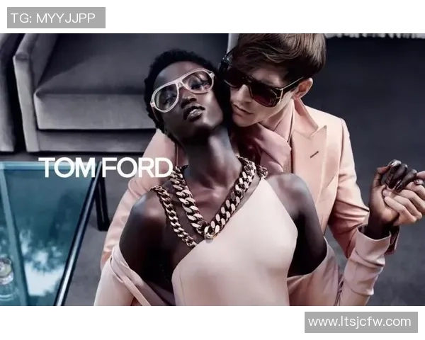 光头黑人足球球星赛场风采与传奇人生故事全面解读