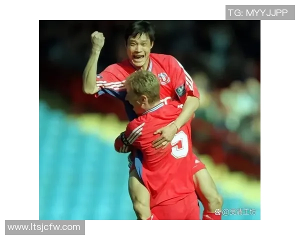 国足球星走进娱乐圈：从绿茵场到荧幕前的跨界之路与挑战