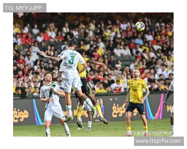 足球巨星街头随拍瞬间 展现不同于绿茵场的真实魅力 足球巨星街头随拍瞬间 展现不同于绿茵场的真实魅力